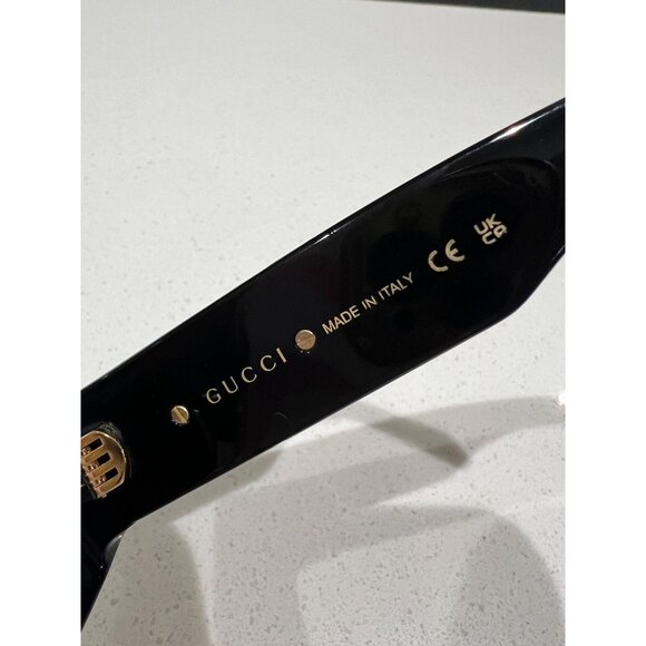 GUCCI GEOMETRIC SHAPED FRAME BLACK FOLD LOGO SUNGLASSES - Picture 7 of 12